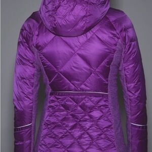 lululemon athletica Vibrant Purple Puffer Down for a Run Jacket Women sz M